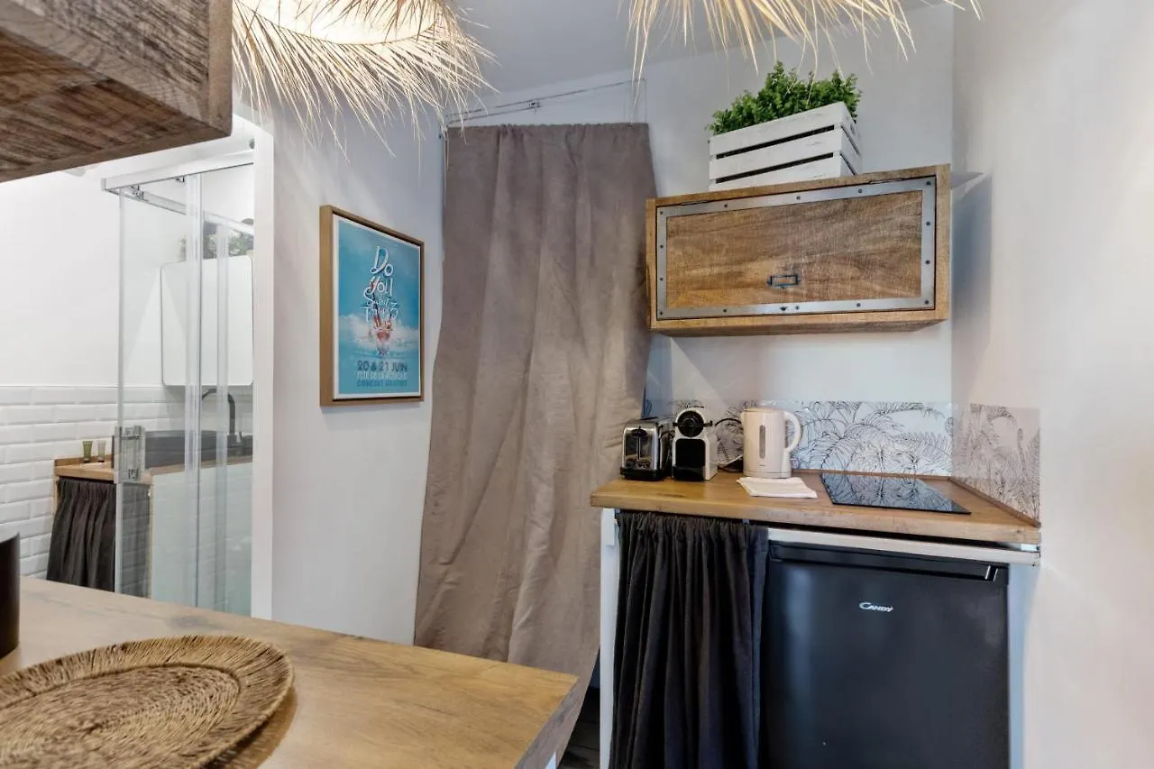 Studio Amar - Welkeys Grimaud Apartment